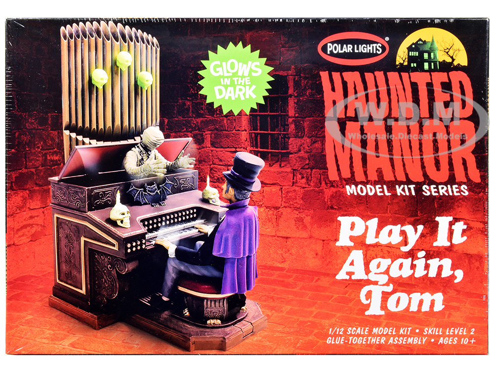 Skill 2 Model Kit Haunted Manor Play it Again Tom Diorama Set 1/12 Scale Model by Polar Lights