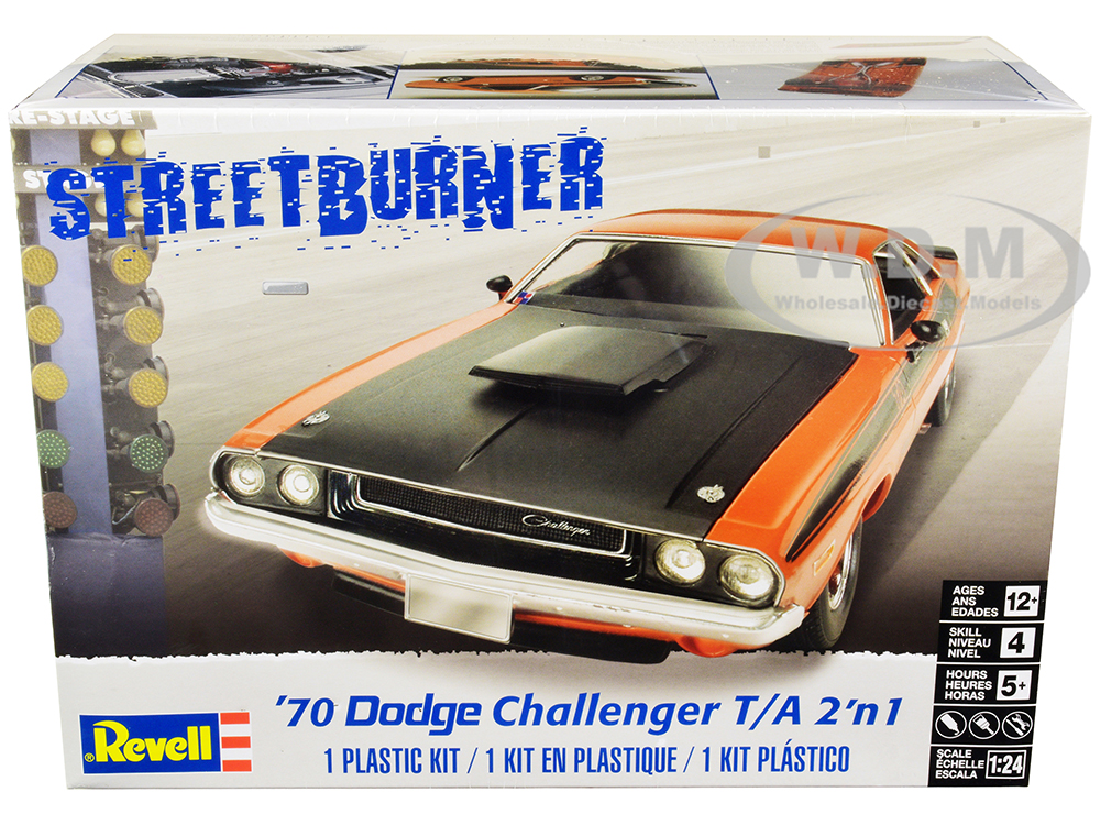 Level 4 Model Kit 1970 Dodge Challenger T/A Streetburner 2-in-1 Kit 1/24 Scale Model by Revell