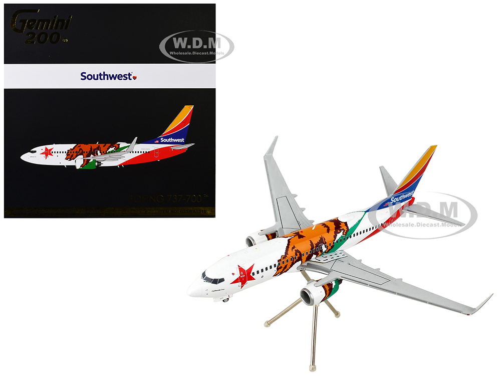Boeing 737-700 Commercial Aircraft 