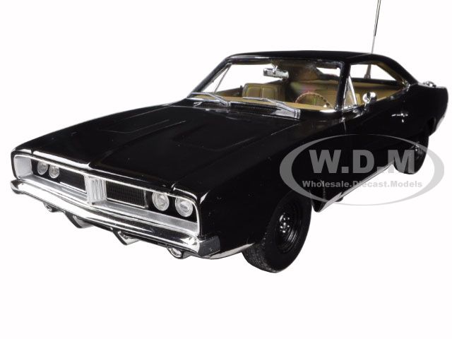 1969 Dodge Charger Black Happy Birthday General Lee 1/18 Diecast Model Car By Autoworld