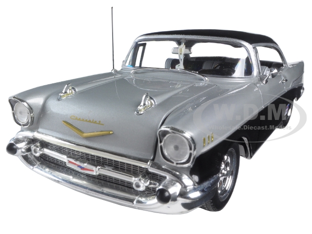 Image of Carquest 1957 Chevrolet Bel Air Black wtih Silver 1/25 Diecast Model Car by First Gear