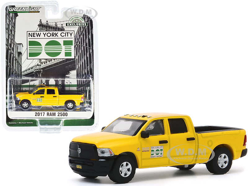 2017 RAM 2500 Pickup Truck Yellow New York City DOT - Brooklyn Street Maintenance Hobby Exclusive 1/64 Diecast Model Car by Greenlight