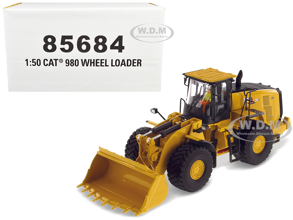 CAT Caterpillar 980 Wheel Loader Yellow with Operator "High Line Series" 1/50 Diecast Model by Diecast Masters