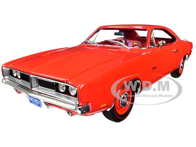 1969 Dodge Charger R/t Charger Red With Red Interior "class Of 1969" Limited Edition To 1002 Pieces Worldwide 1/18 Diecast Model Car By Autoworld