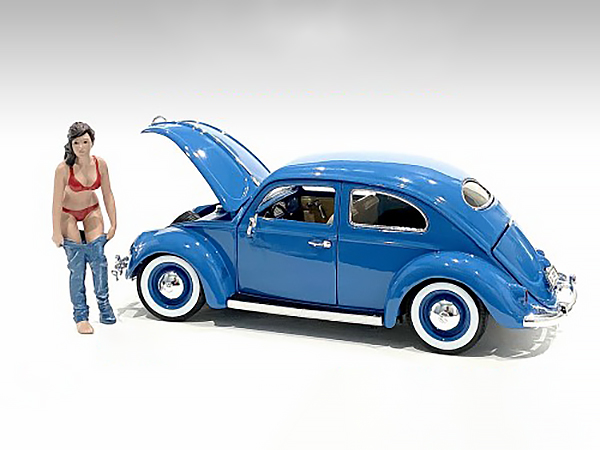 Beach Girl Gina Figurine for 1/18 Scale Models by American Diorama