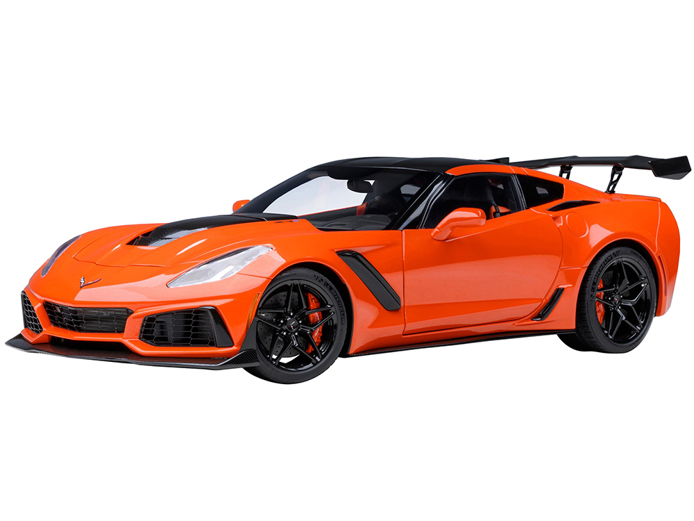 2019 Chevrolet Corvette C7 ZR1 Sebring Orange Tintcoat with Carbon Top 1/18 Model Car by Autoart