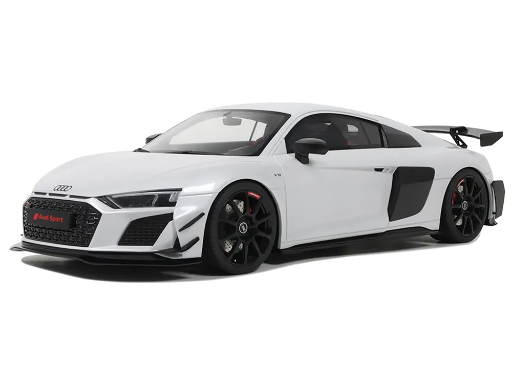 Audi RE V10 GT RWD Silver Metallic 1/18 Model Car by GT Spirit