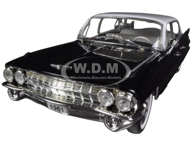 1961 Cadillac Sedan De Ville Eldorado Black 1/32 Diecast Car Model by Signature Models
