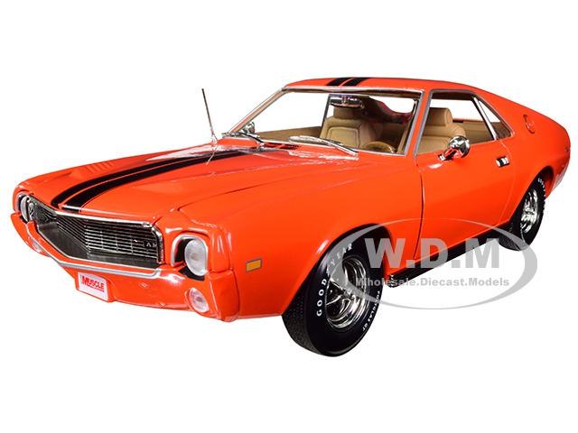 1969 Amc Amx Hardtop Big Bad Orange With Black Stripes "hemmings Muscle Machines" Limited Edition To 1002 Pieces Worldwide 1/18 Diecast Model Car By