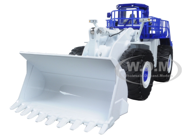 Image of Komatsu WA900-3 Wheel Loader White Demo 1/50 Diecast Model by First Gear
