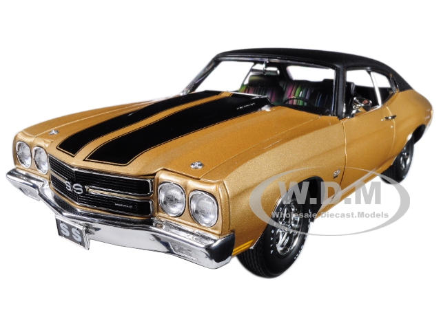 1970 Chevrolet Chevelle Ss 396 Desert Sand With Vinyl Roof Limited Edition To 276 Pieces Worldwide 1/18 Diecast Model Car By Acme
