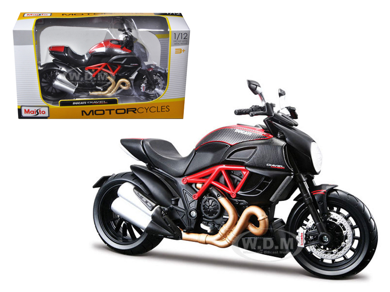 Ducati Diavel Carbon Bike 1/12 Diecast Motorcycle Model By Maisto