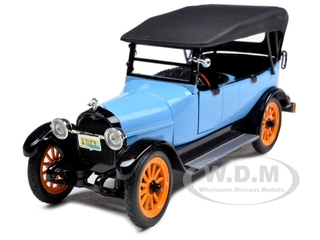 Image of 1917 Reo Touring Blue 1/32 Diecast Model Car by Signature Models