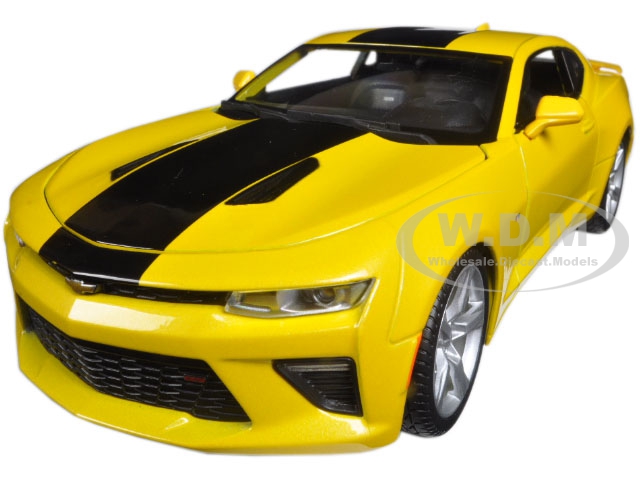 2016 Chevrolet Camaro Ss Yellow 1/18 Diecast Model Car By Maisto