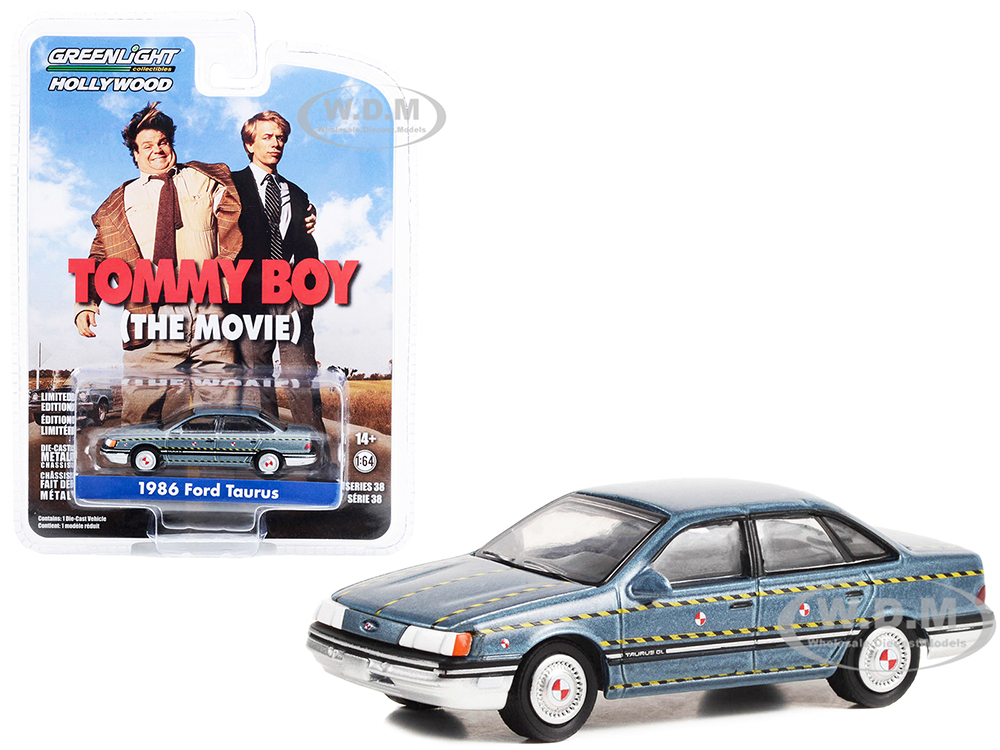 1986 Ford Taurus Blue Metallic "Zalinsky Auto Parts" Crash Test Vehicle "Tommy Boy" (1995) Movie "Hollywood Series" Release 38 1/64 Diecast Model Car