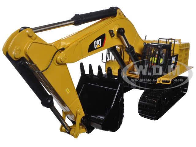 Cat Caterpillar 390f Lme Hydraulic Tracked Excavator With Operator "high Line Series" 1/50 Diecast Model By Diecast Masters