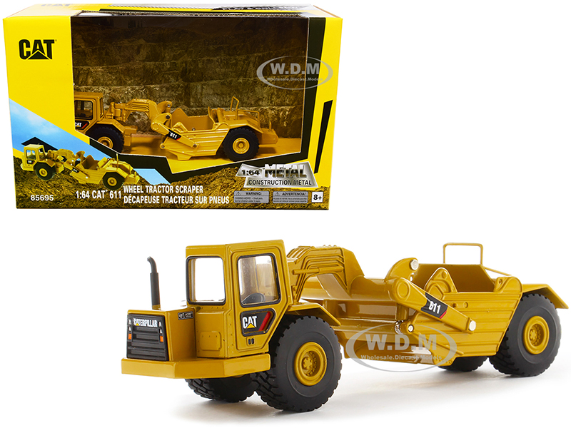 CAT Caterpillar 611 Wheel Tractor Scraper "Play &amp; Collect" Series 1/64 Diecast Model by Diecast Masters
