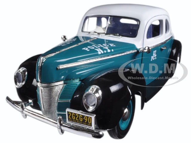 1940 Ford Deluxe Coupe New York City Police Department (nypd) 1/18 Diecast Model Car By Greenlight