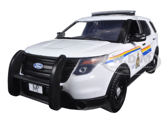 2015 Ford Police Interceptor Utility with Light Bar RCMP Royal Canadian Mounted Police White 1/24 Diecast Model Car by Motormax