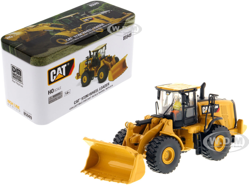CAT Caterpillar 972M Wheel Loader with Operator High Line Series 1/87 (HO) Diecast Model by Diecast Masters
