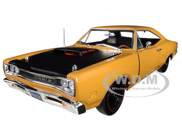 Image of 1969/5 Dodge Coronet Six Pack "Super Bee" Hardtop Butterscotch Orange with Black Hood "Class of 1969" Special Limited Edition to 300 pieces Worldwide