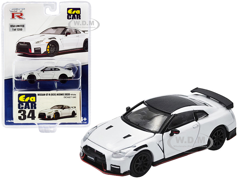 2020 Nissan GT-R (R35) Nismo RHD (Right Hand Drive) White with Carbon Top Limited Edition to 1200 pieces 1/64 Diecast Model Car by Era Car