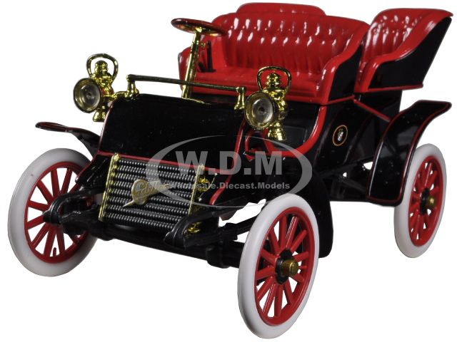1903 Cadillac Runabout Black 1/32 Diecast Car Model by Signature Models 1903 Cadillac Runabout Black 1/32 Diecast Car Model by Signature Models