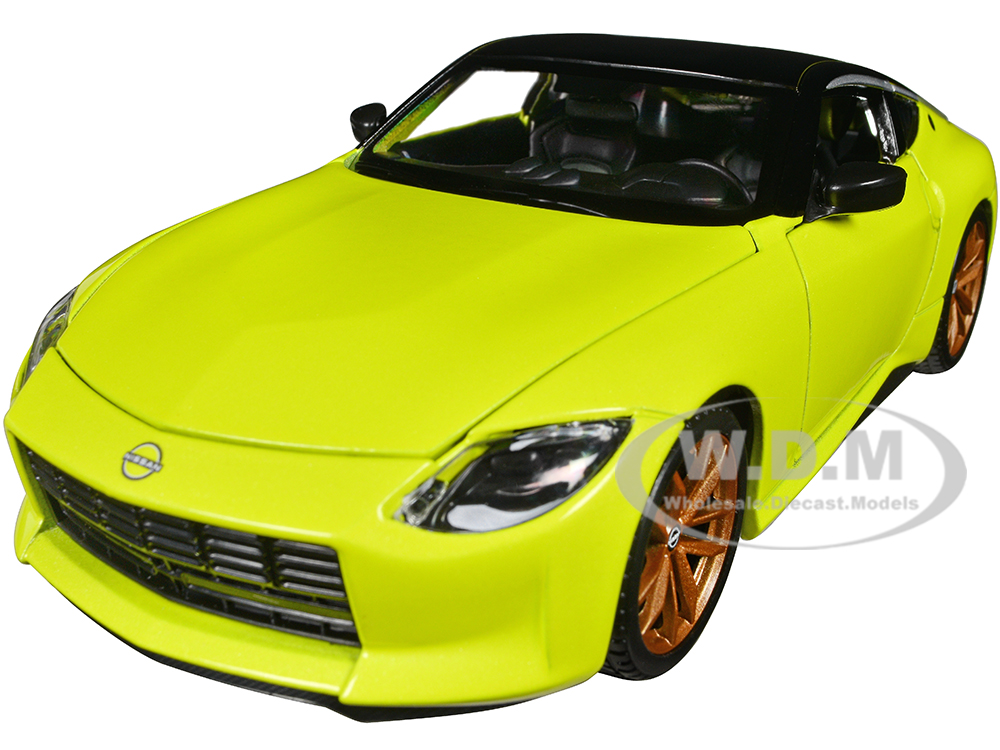 2023 Nissan Z Yellow Metallic with Black Top "Special Edition" Series 1/24 Diecast Model Car by Maisto
