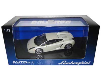 Image of Lamborghini Gallardo Baloon White 1/43 Diecast Model Car by Autoart