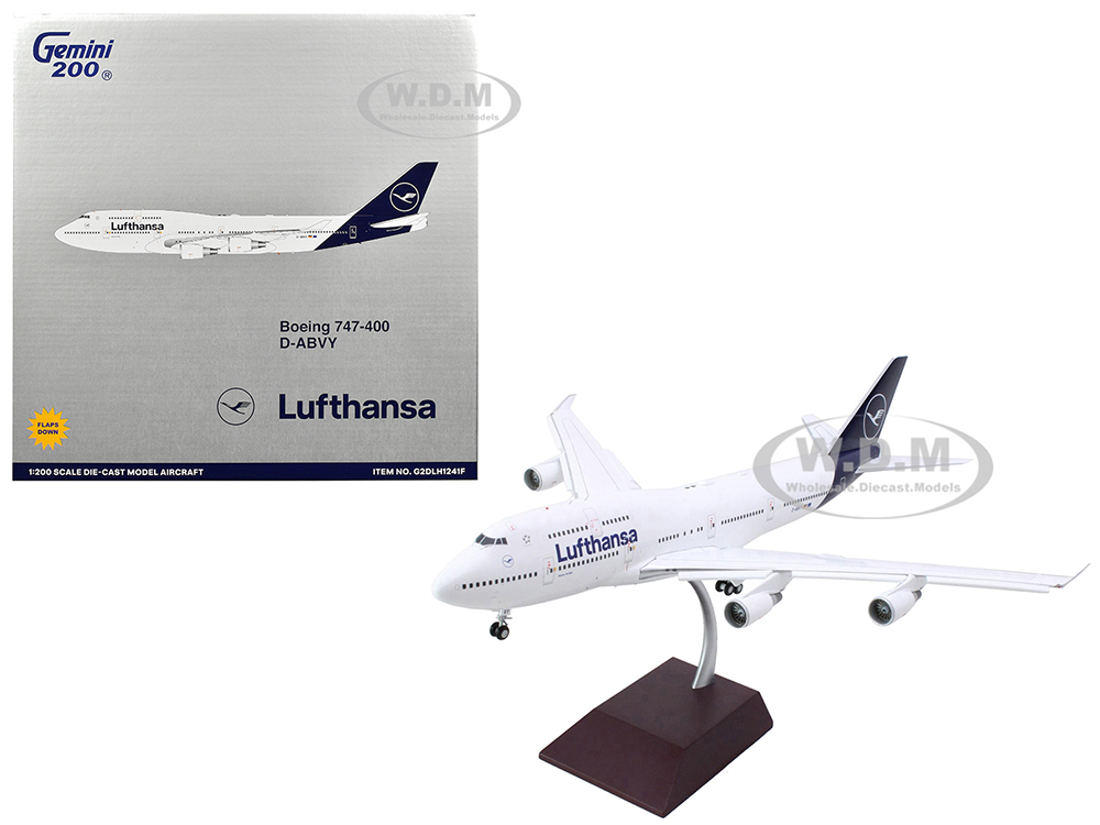 Boeing 747-400 Commercial Aircraft with Flaps Down Lufthansa (D-ABVY) White with Dark Blue Tail Gemini 200 Series 1/200 Diecast Model Airplane by GeminiJets
