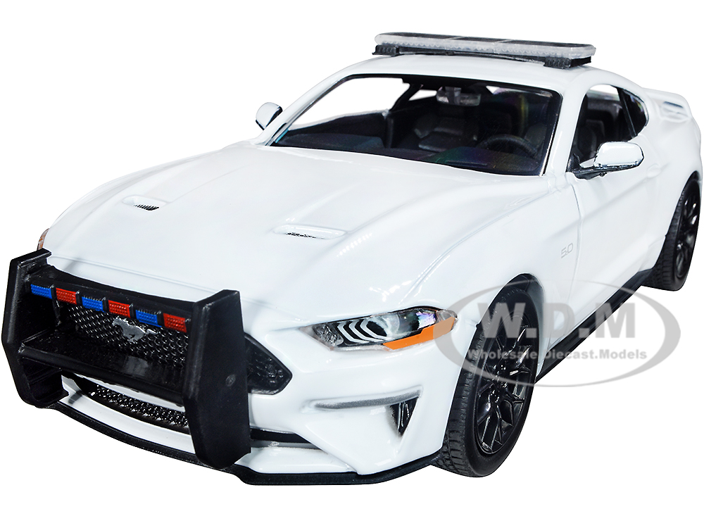 2018 Ford Mustang GT Police Car Unmarked Plain White Law Enforcement and Public Service Series 1/24 Diecast Model Car by Motormax