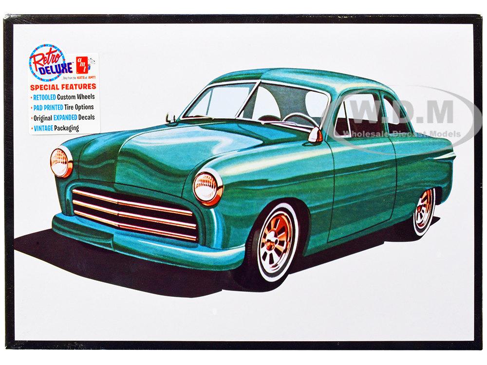 Skill 2 Model Kit 1949 Ford Coupe 