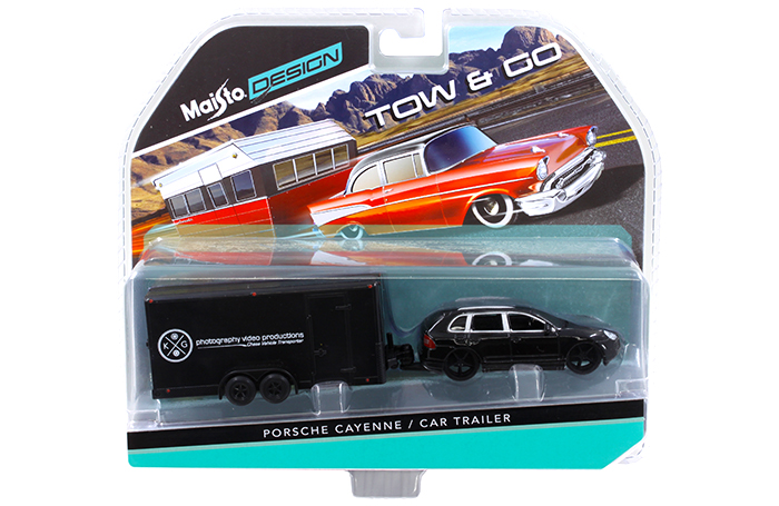 Porsche Cayenne Black and Car Trailer Tow & Go 1/64 Diecast Model by Maisto