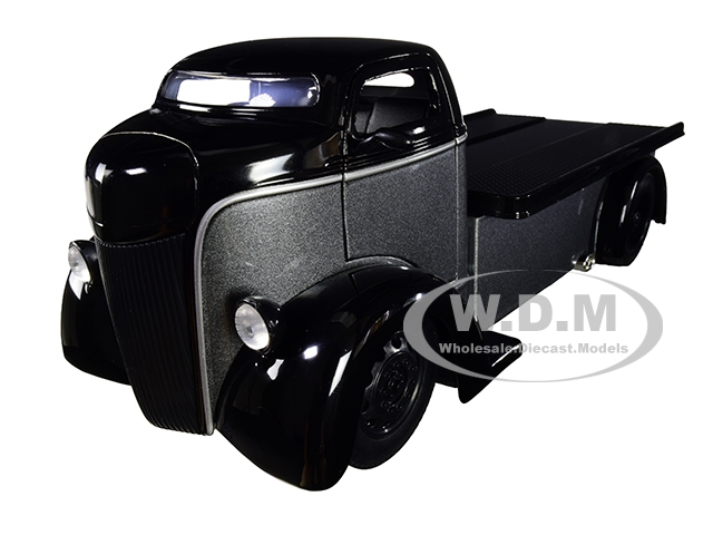 1947 Ford Coe Flatbed Tow Truck Gray And Black With Extra Wheels "just Trucks" 1/24 Diecast Model Car By Jada
