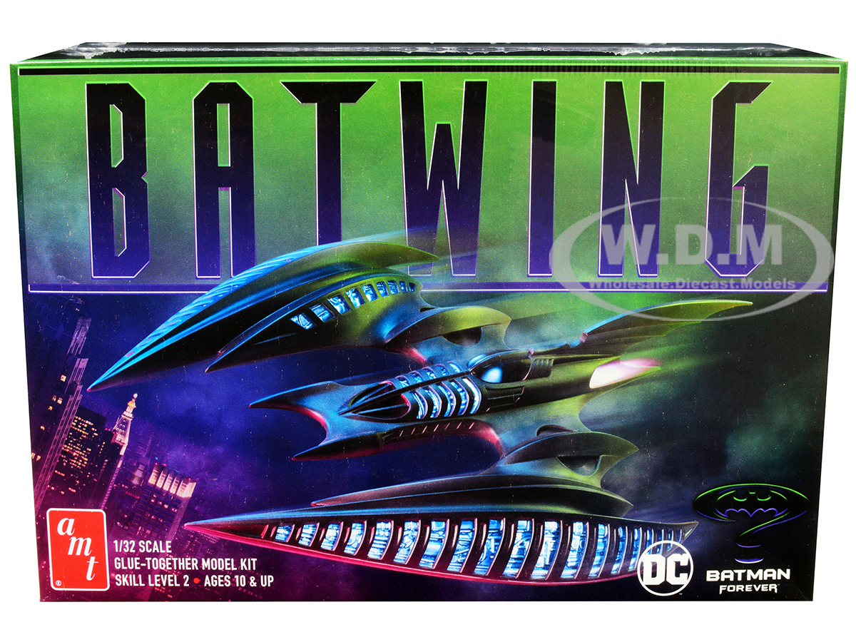 Skill 2 Model Kit Batwing "Batman Forever" (1995) Movie 1/32 Scale Model by AMT