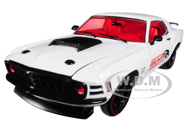 1970 Ford Mustang Boss 429 "thumpr Cams" Semi-gloss White 1/24 Diecast Model Car By M2 Machines