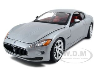 2008 Maserati Gran Turismo Silver/gray 1/24 Diecast Car Model By Bburago