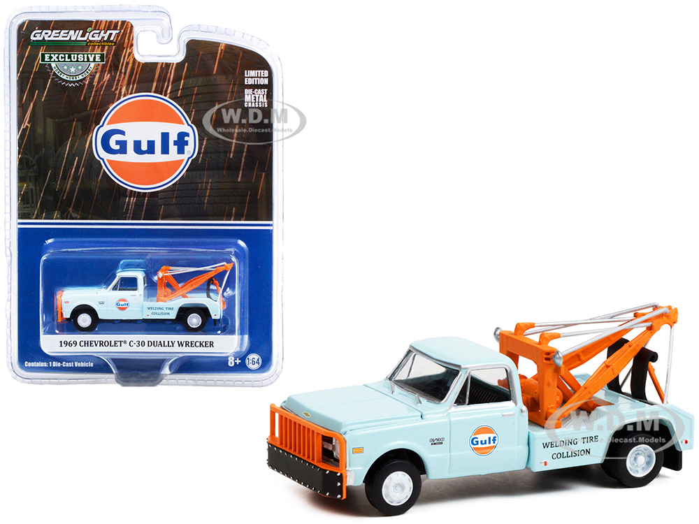 1969 Chevrolet C-30 Dually Wrecker Tow Truck 
