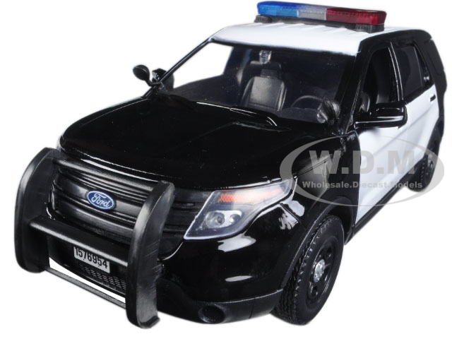 2015 Ford Police Interceptor Utility Black and White with Flashing Light Bar and Front and Rear Lights and 2 Sounds 1/24 Diecast Model Car by Motormax
