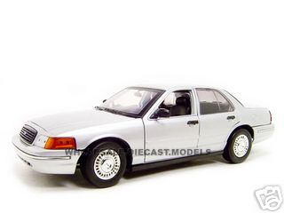 Ford Crown Victoria Police Undercover Special Service Car Silver 1/18 Diecast Model Car by Motormax