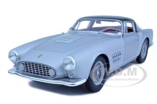 Image of Ferrari 410 Superamerica Silver 1/18 Diecast Car Model by Hotwheels