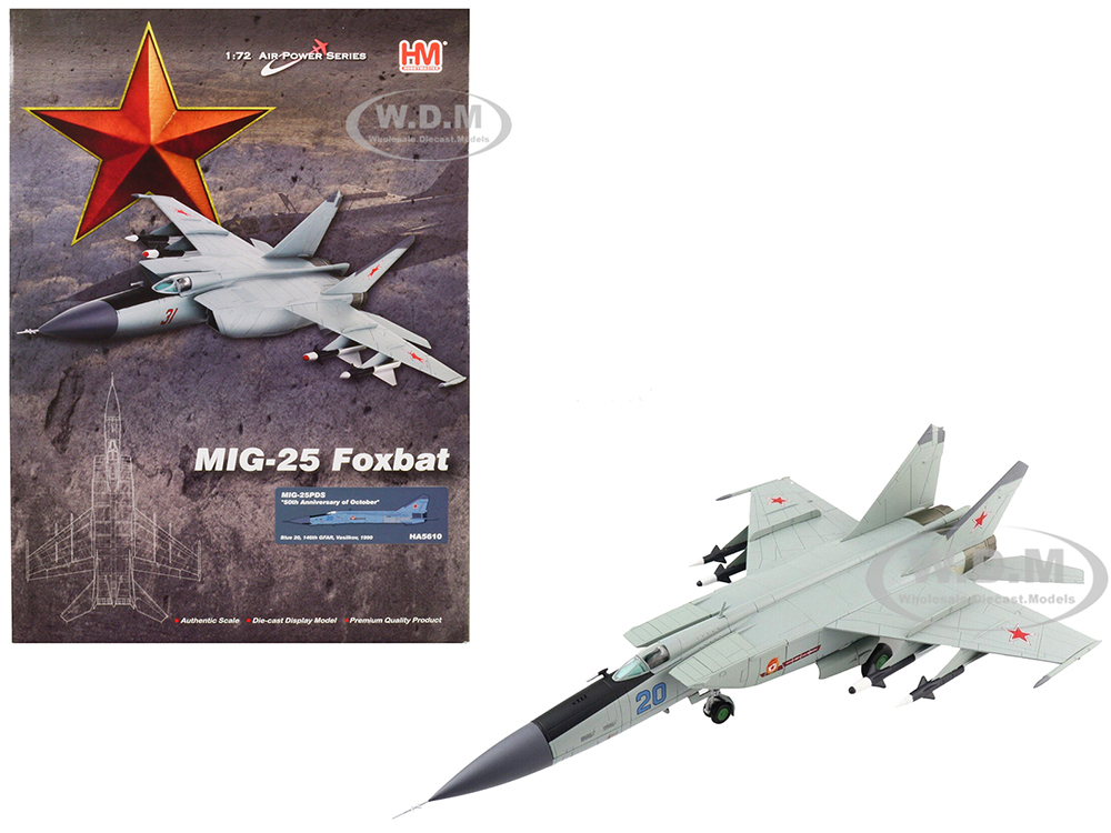 Mikoyan-Gurevich MiG-25PDS Aircraft 146th Guards Fighter Aviation Regiment 50th Anniversary of October (1990) Soviet Air Force Air Power Series 1/72 Diecast Model by Hobby Master