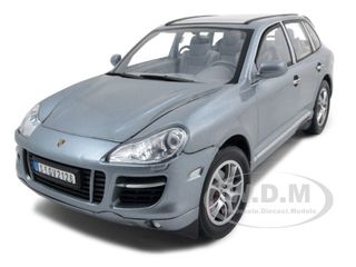 2008 Porsche Cayenne Turbo Silver 1/18 Diecast Model Car by Motormax