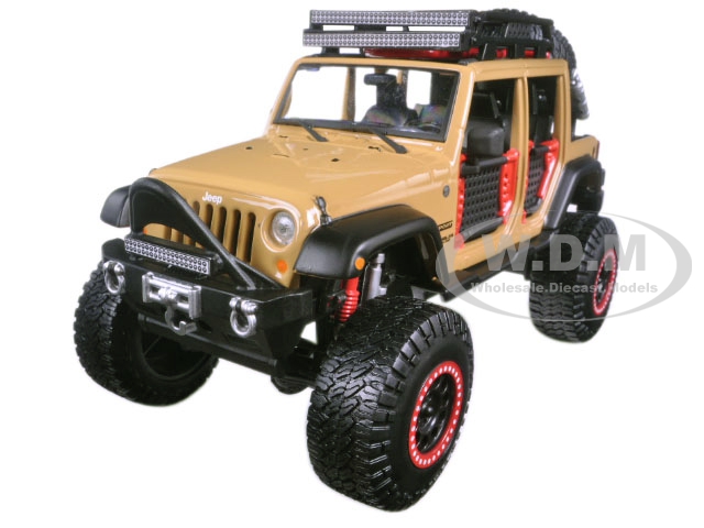 2015 Jeep Wrangler Unlimited Brown Off Road Kings 1/24 Diecast Model Car By Maisto