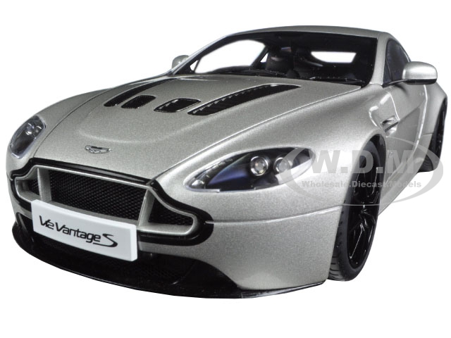 2015 Aston Martin V12 Vantage S Meteorite Silver 1/18 Diecast Model Car by Autoart